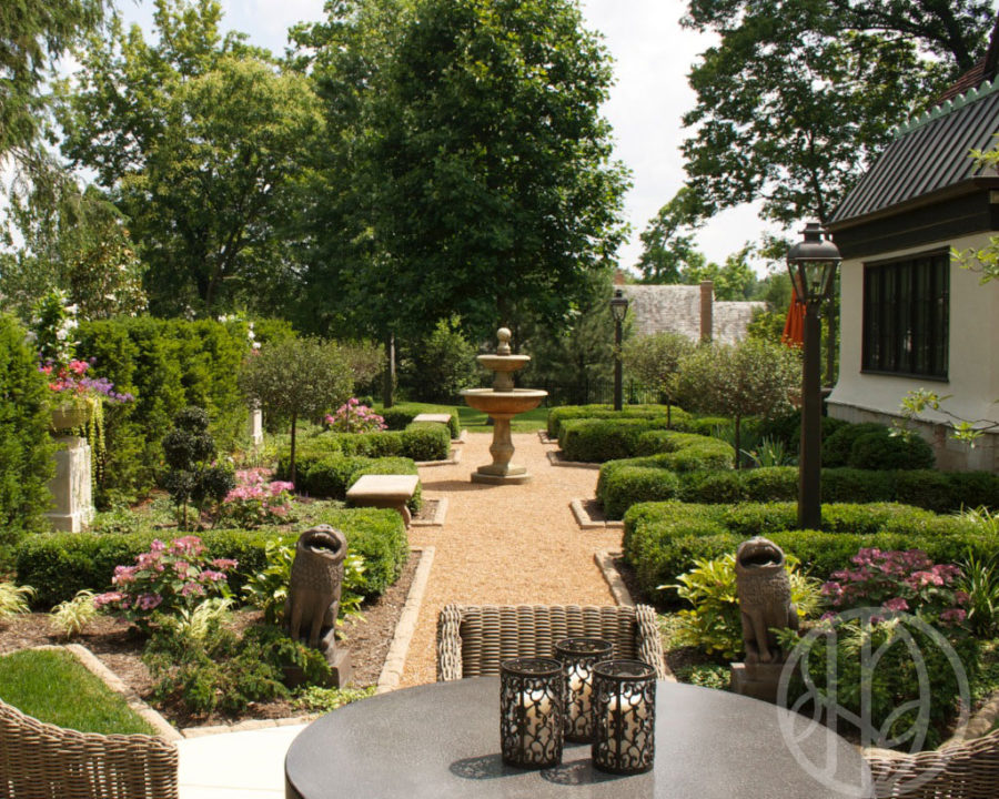 Garden in Hyde Park Cincinnati landscape design